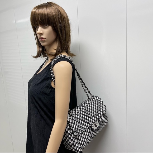 💔SOLD! NWT KARL LAGERFELD DOUBLE FLAP DOUBLE CHAIN 2 WAY BAG - Picture 3 of 16